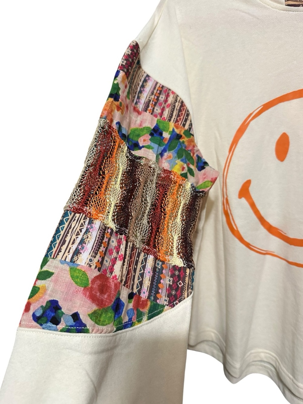 easel The Emery Smiley Face Mix Print Hoodie Pullover Size S - Picture 5 of 8